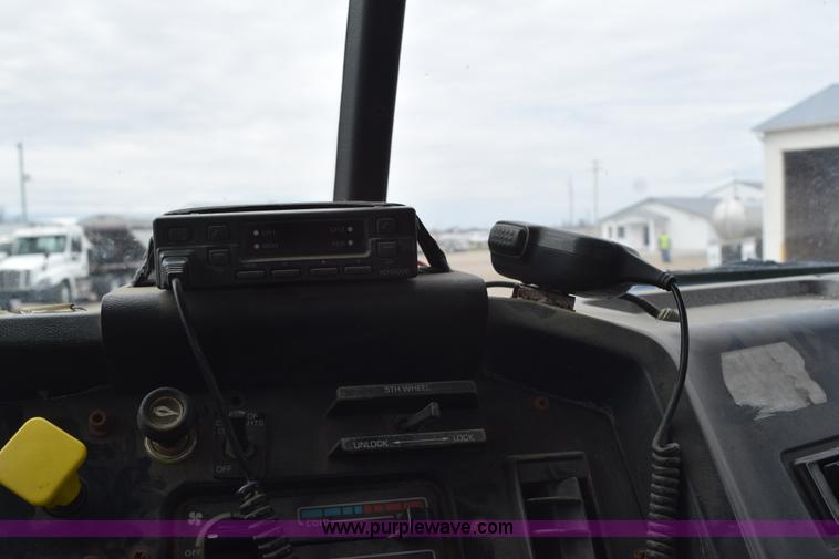 image for item H5164 1995 Volvo WCA flatbed truck