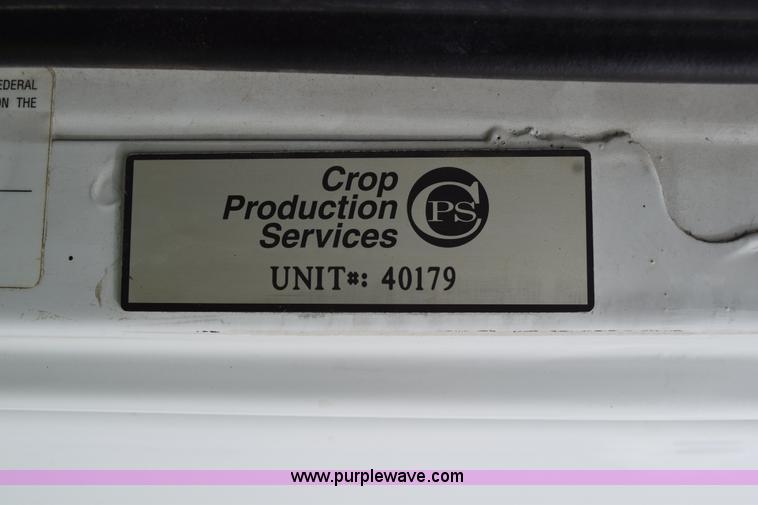 image for item H5164 1995 Volvo WCA flatbed truck