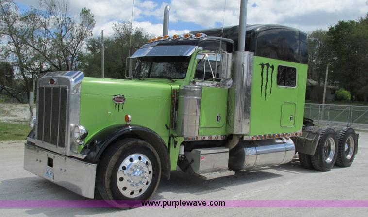 2003 Peterbilt 379 Semi Truck In Willow Springs Mo Item I3038 Sold Purple Wave