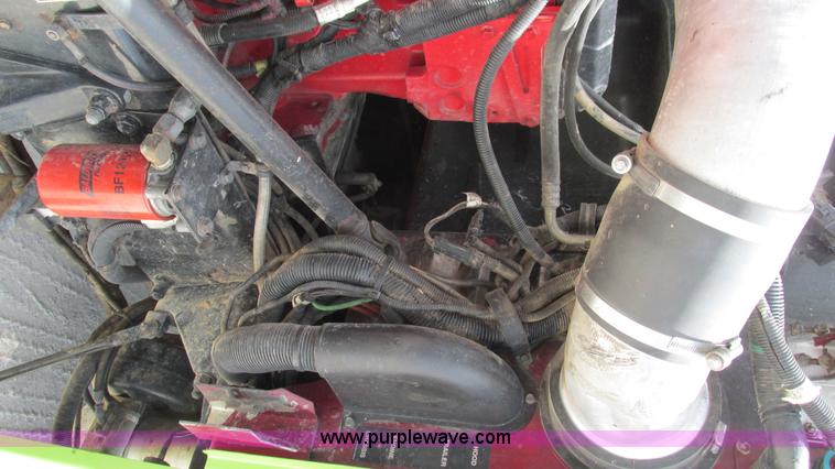 image for item I3038 2003 Peterbilt 379 semi truck