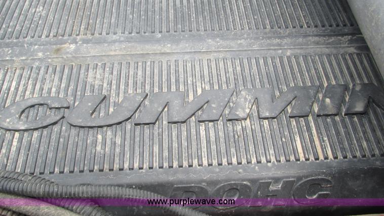 image for item I3038 2003 Peterbilt 379 semi truck