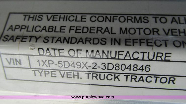 image for item I3038 2003 Peterbilt 379 semi truck