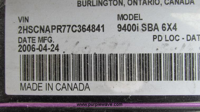 image for item I3039 2007 International 9400i semi truck