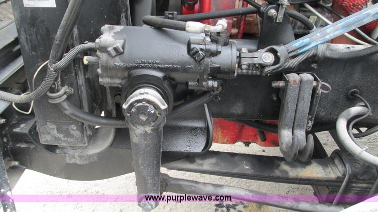 image for item I3040 2007 International 9400i semi truck