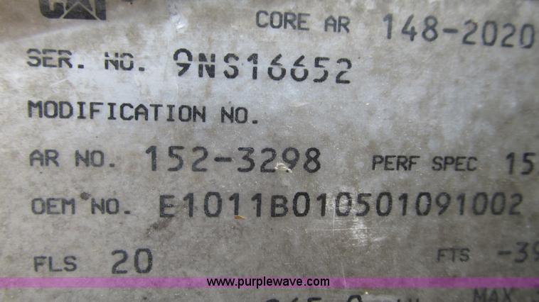 image for item I3046 1999 Peterbilt 377 semi truck