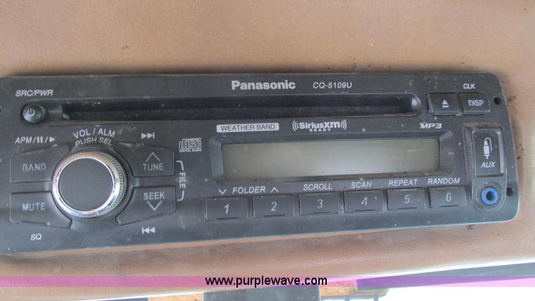 image for item I3046 1999 Peterbilt 377 semi truck