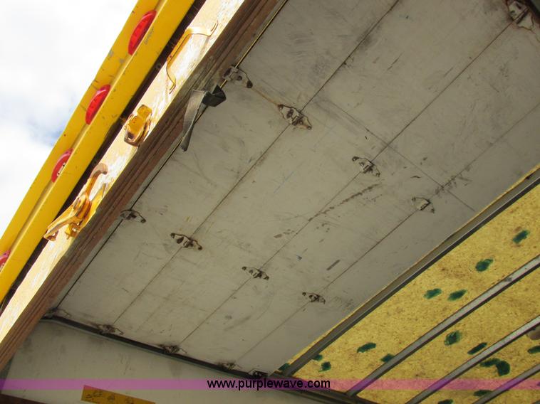 image for item K2106 1996 GMC TopKick box truck