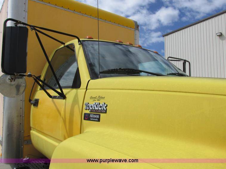 image for item K2106 1996 GMC TopKick box truck