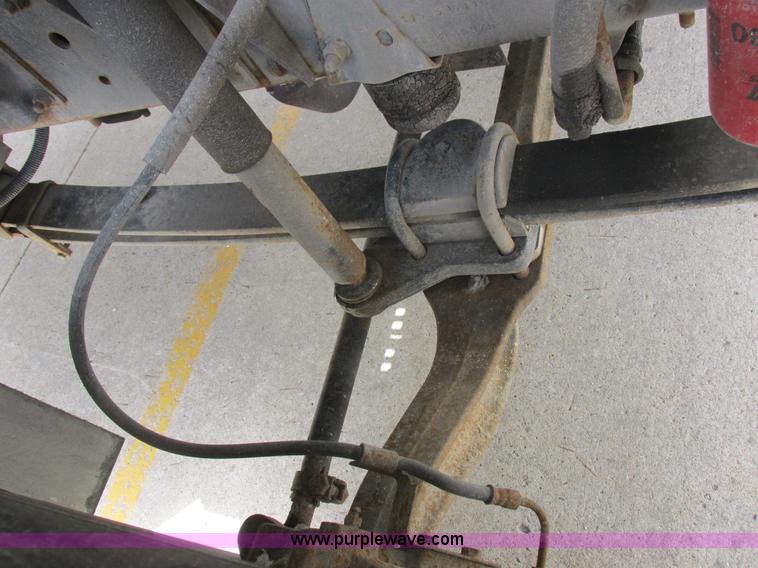 image for item K2106 1996 GMC TopKick box truck