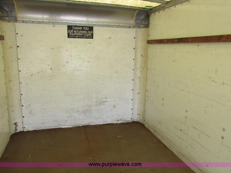 image for item K2106 1996 GMC TopKick box truck