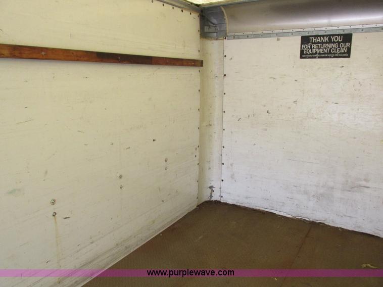 image for item K2106 1996 GMC TopKick box truck