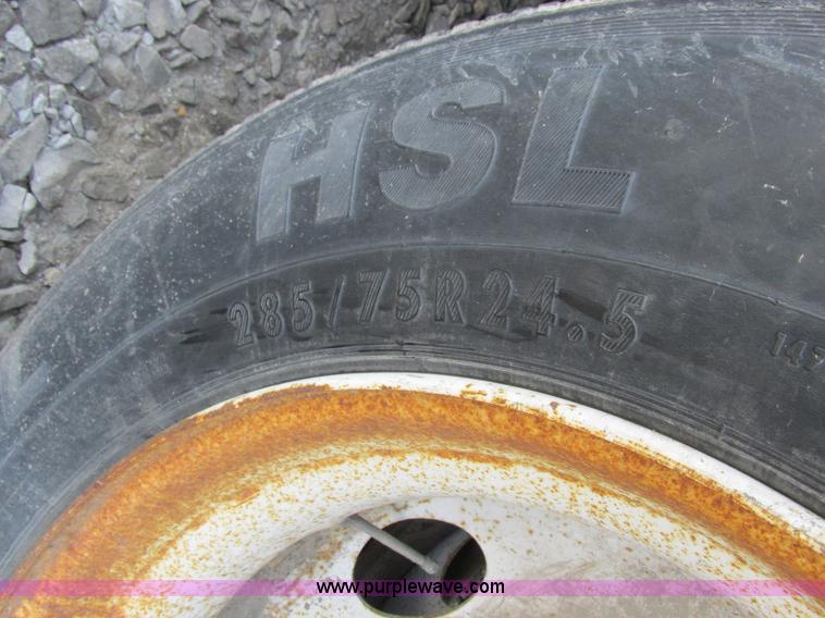 image for item K2112 1995 Trailmobile dry van trailer