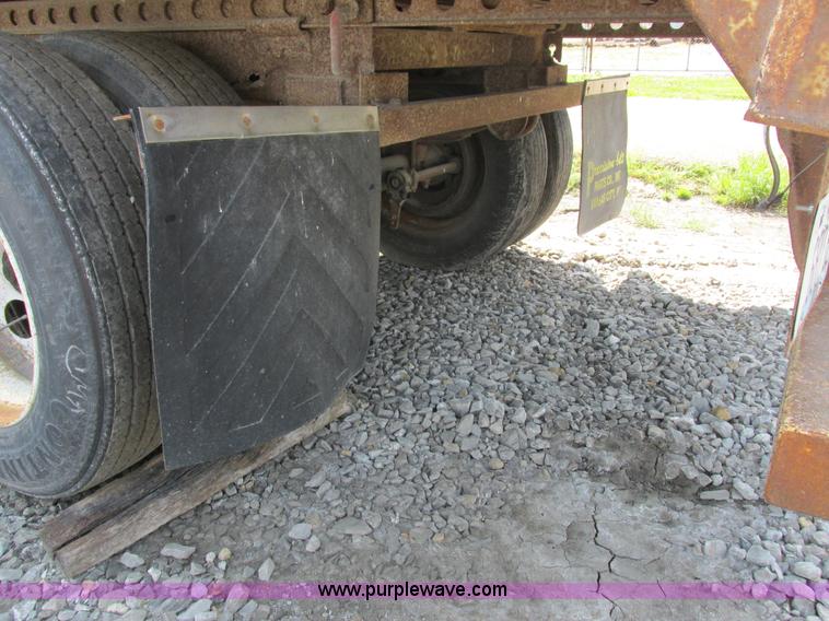 image for item K2112 1995 Trailmobile dry van trailer