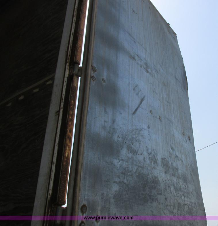 image for item K2112 1995 Trailmobile dry van trailer