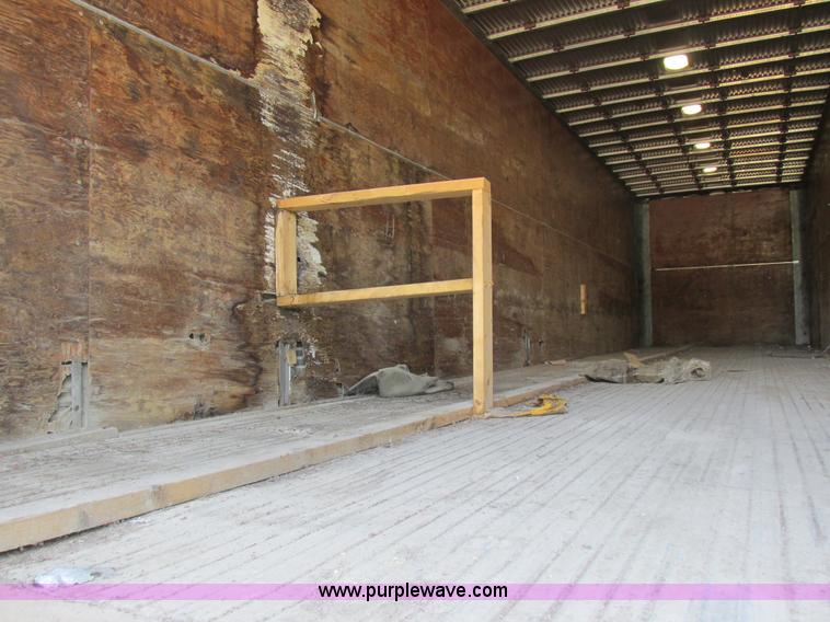 image for item K2113 1963 Fruehauf dry van trailer