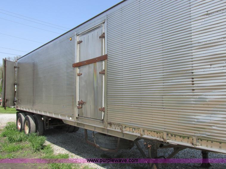 image for item K2113 1963 Fruehauf dry van trailer