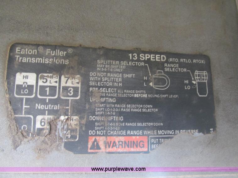 image for item K5022 1997 Western Star 4964EX semi truck