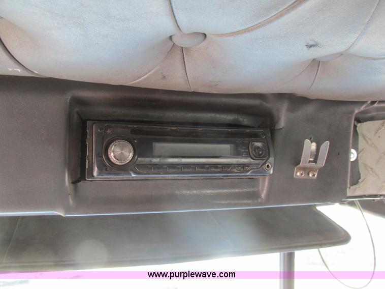 image for item K5022 1997 Western Star 4964EX semi truck