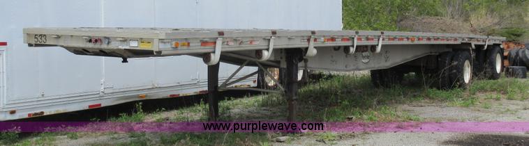 image for item AC9250 1993 Reinke flatbed trailer