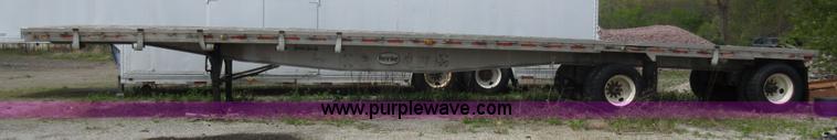 image for item AC9250 1993 Reinke flatbed trailer