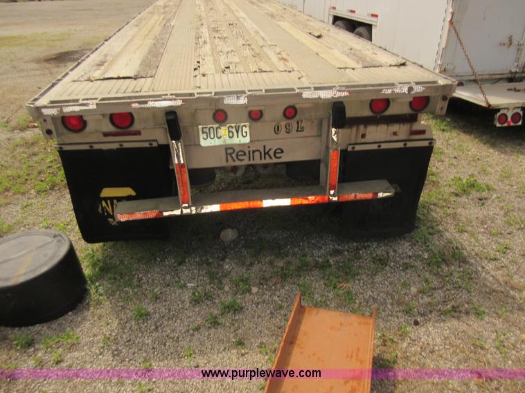 image for item AC9250 1993 Reinke flatbed trailer