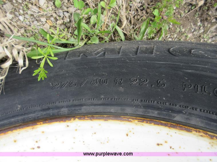 image for item AC9250 1993 Reinke flatbed trailer