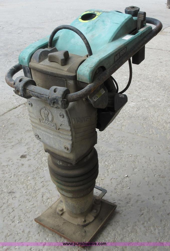 image for item AC9265 Wacker BS600 tamper