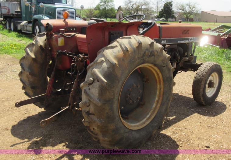image for item AY9390 Case IH 485 tractor