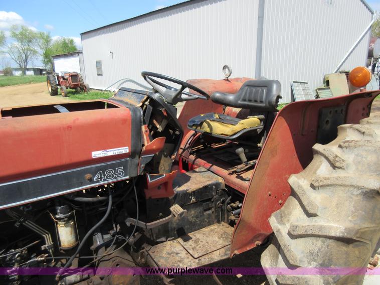 image for item AY9390 Case IH 485 tractor