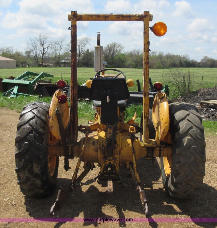 image for item AY9391 Ford 4400 tractor