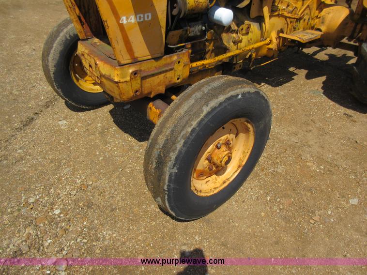 image for item AY9391 Ford 4400 tractor