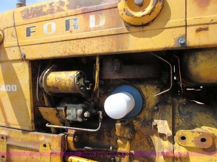 image for item AY9391 Ford 4400 tractor