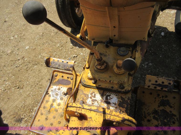 image for item AY9391 Ford 4400 tractor