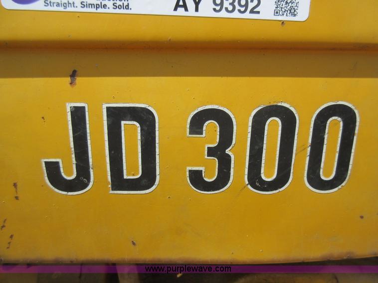 image for item AY9392 John Deere 300 tractor