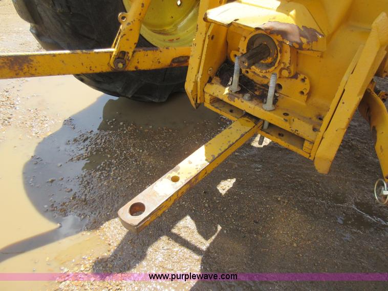 image for item AY9392 John Deere 300 tractor