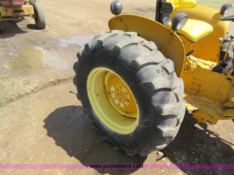 image for item AY9392 John Deere 300 tractor