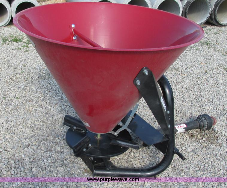 image for item AY9924 Farm Star spreader/seeder