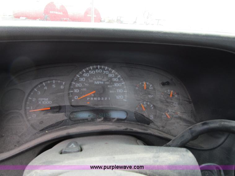 image for item D2407 2006 GMC Sierra 1500 pickup truck