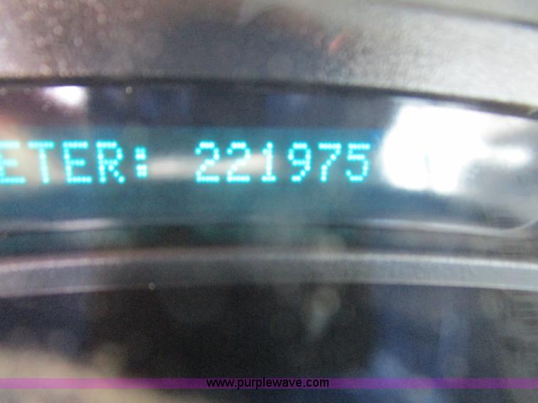 image for item D2407 2006 GMC Sierra 1500 pickup truck