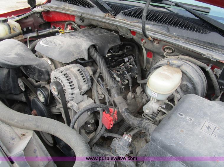 image for item D2407 2006 GMC Sierra 1500 pickup truck