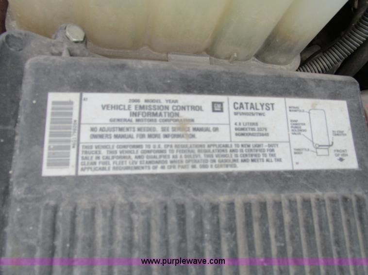 image for item D2407 2006 GMC Sierra 1500 pickup truck