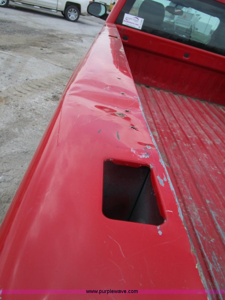 image for item D2408 2008 GMC Sierra 2500HD pickup truck