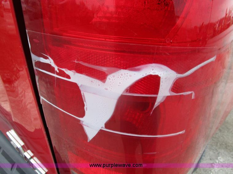 image for item D2408 2008 GMC Sierra 2500HD pickup truck