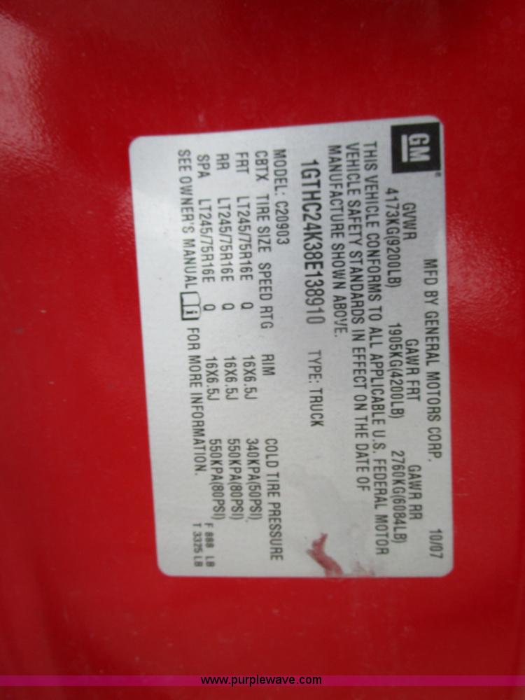 image for item D2408 2008 GMC Sierra 2500HD pickup truck