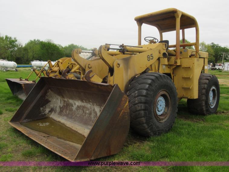 image for item D2419 1972 Clark Michigan 85-C wheel loader