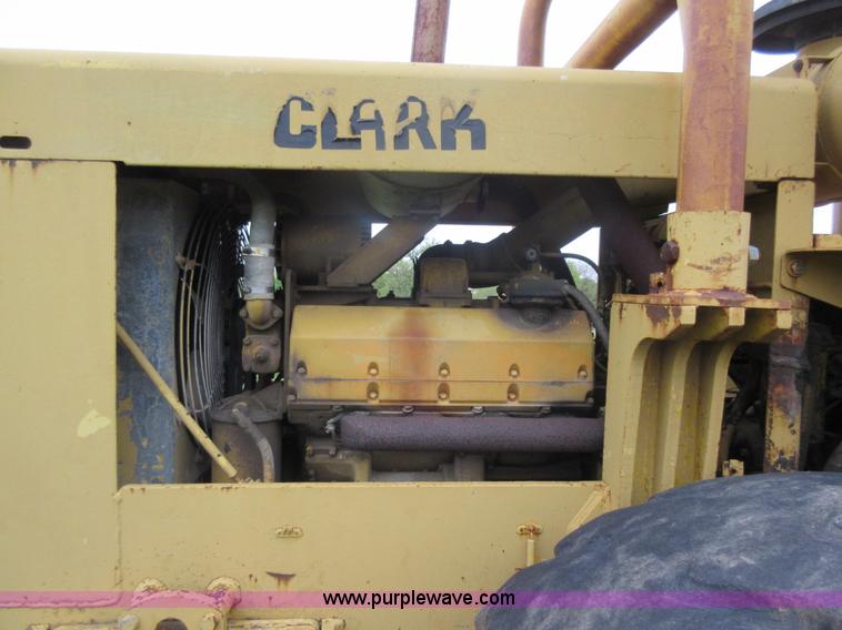 image for item D2419 1972 Clark Michigan 85-C wheel loader