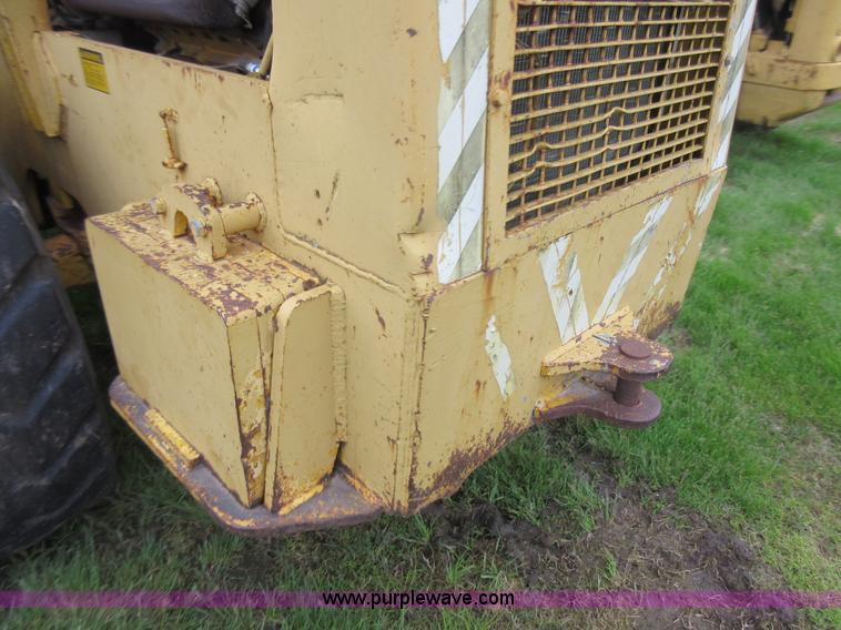 image for item D2419 1972 Clark Michigan 85-C wheel loader