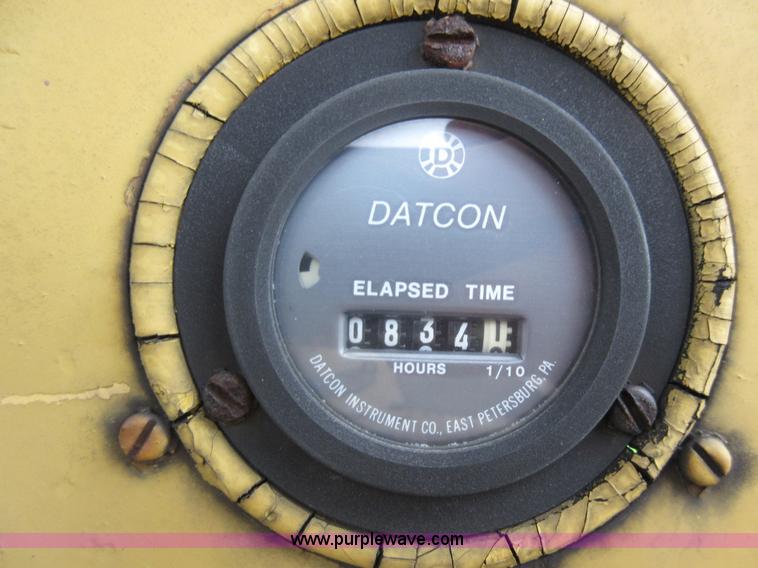 image for item D2419 1972 Clark Michigan 85-C wheel loader