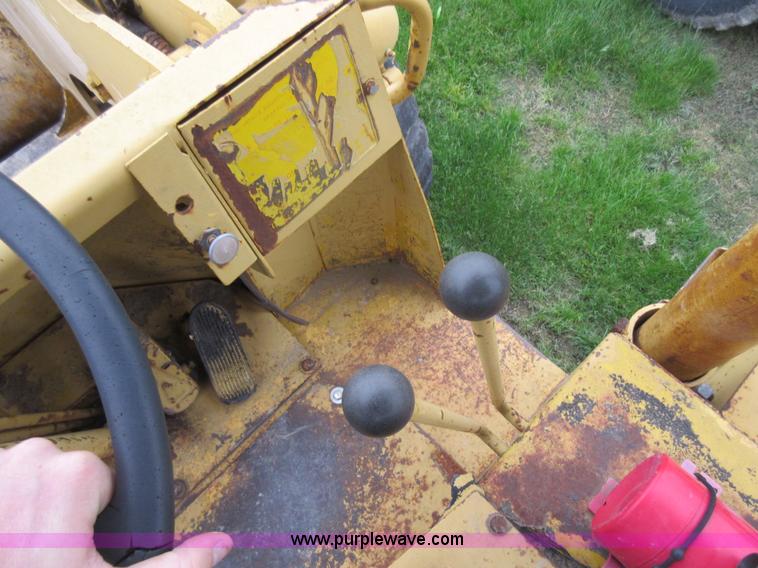 image for item D2419 1972 Clark Michigan 85-C wheel loader