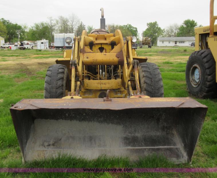 image for item D2420 Caterpillar 922B wheel loader